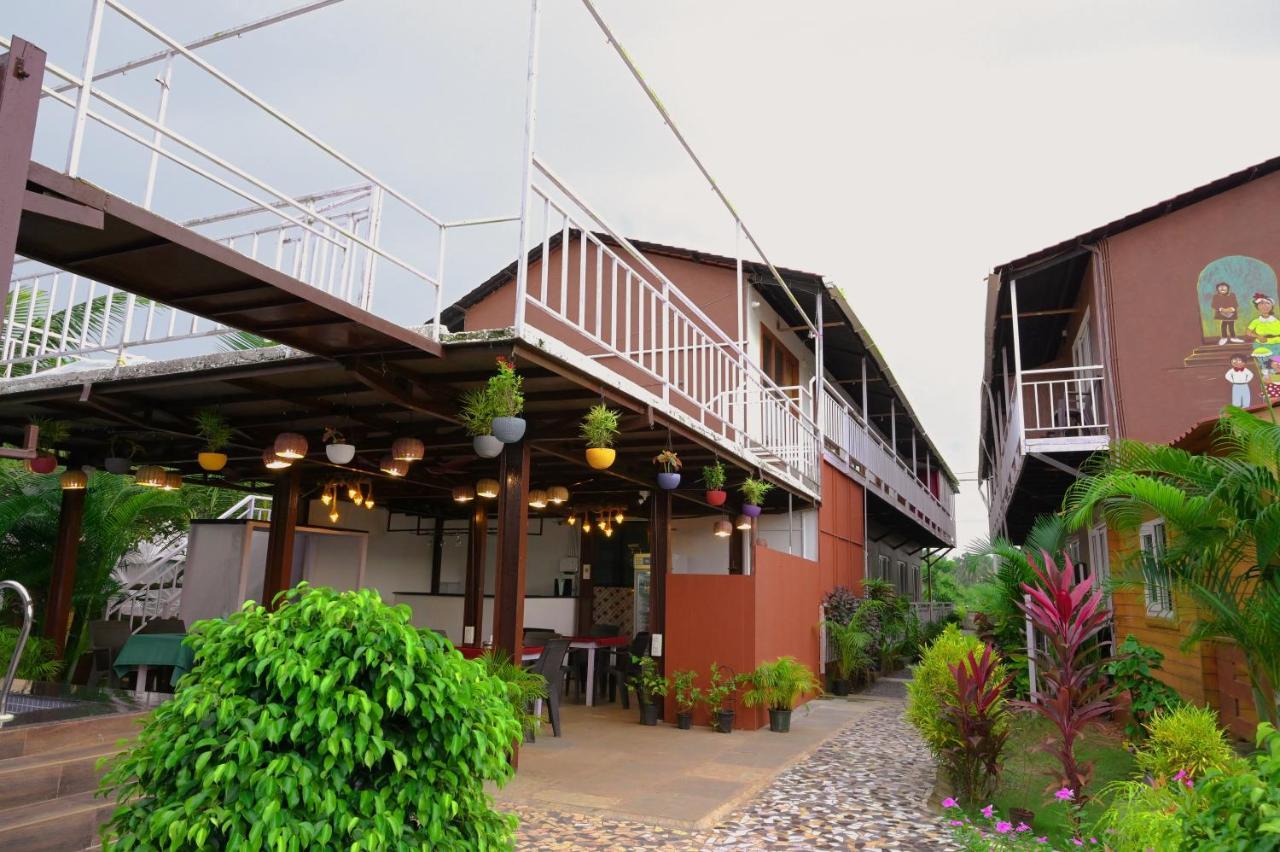 Vedana Retreat Arambol Hotel Bagian luar foto