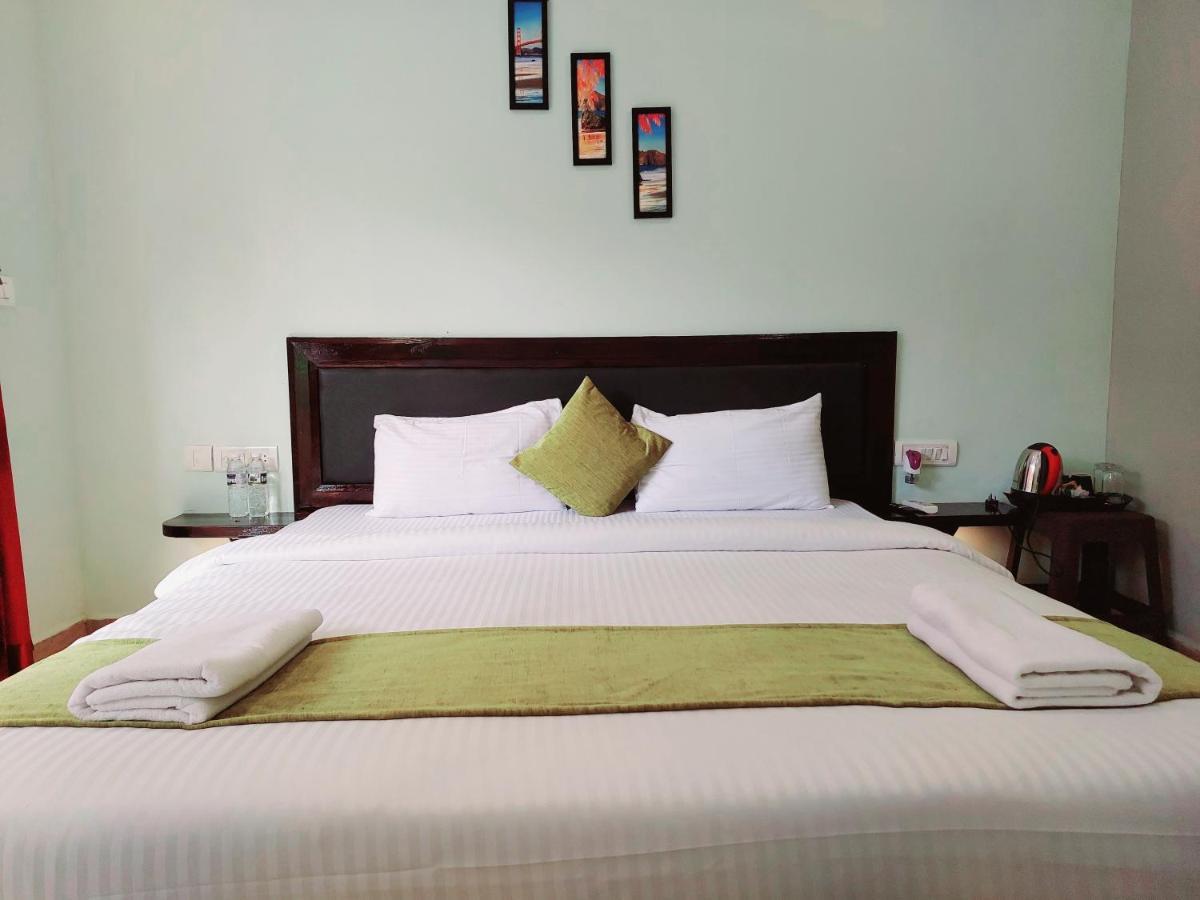 Vedana Retreat Arambol Hotel Bagian luar foto