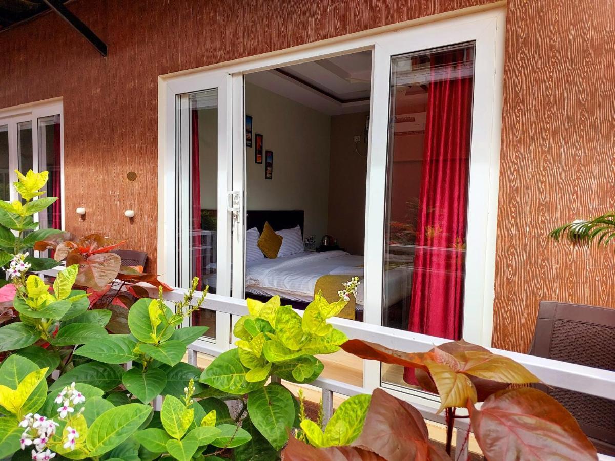 Vedana Retreat Arambol Hotel Bagian luar foto