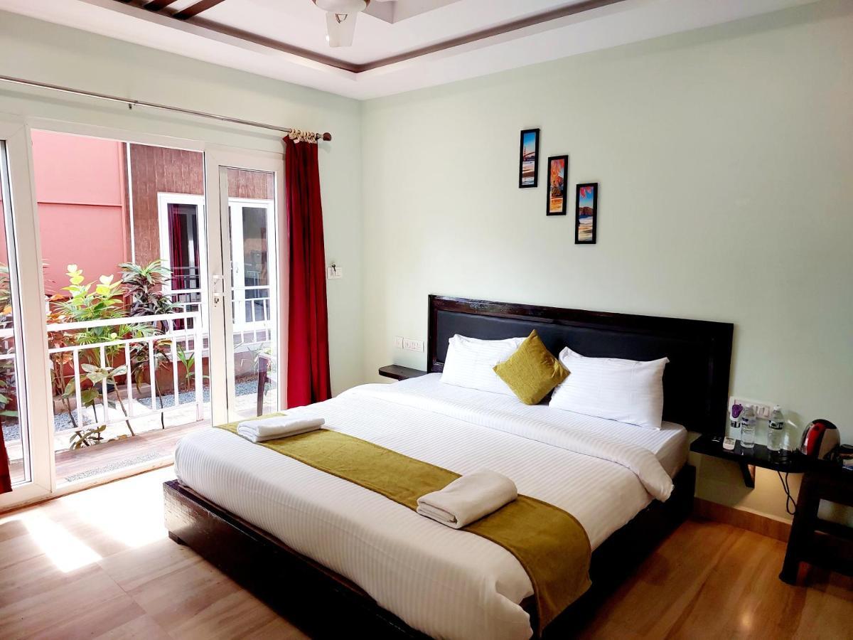 Vedana Retreat Arambol Hotel Bagian luar foto